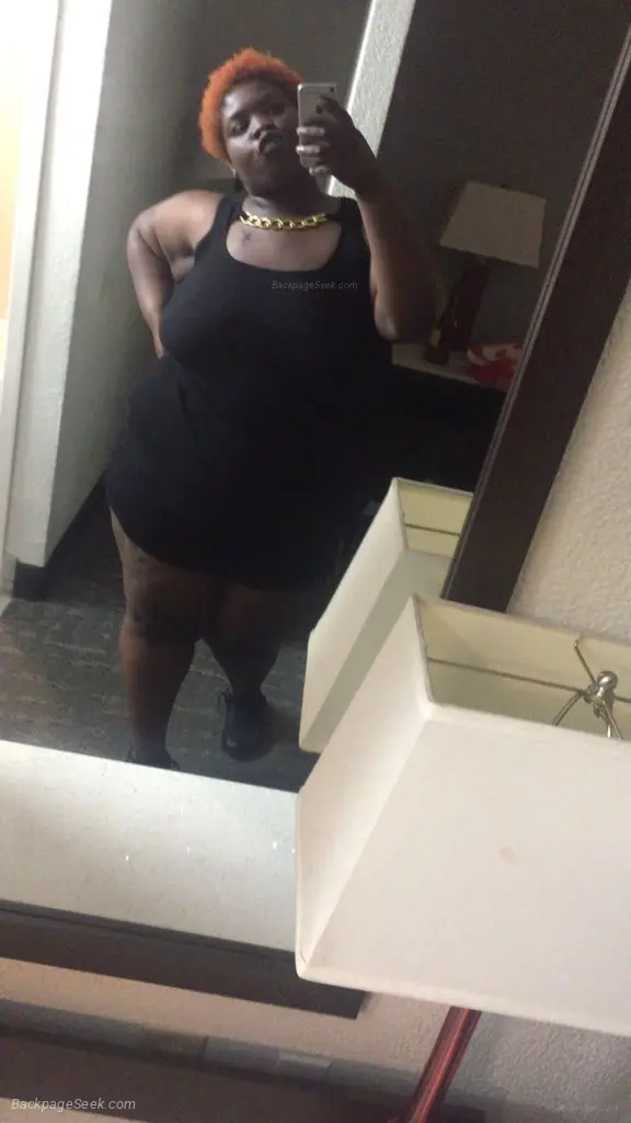 sexy dark chocolate in Macon – Women Seeking Men photo 3