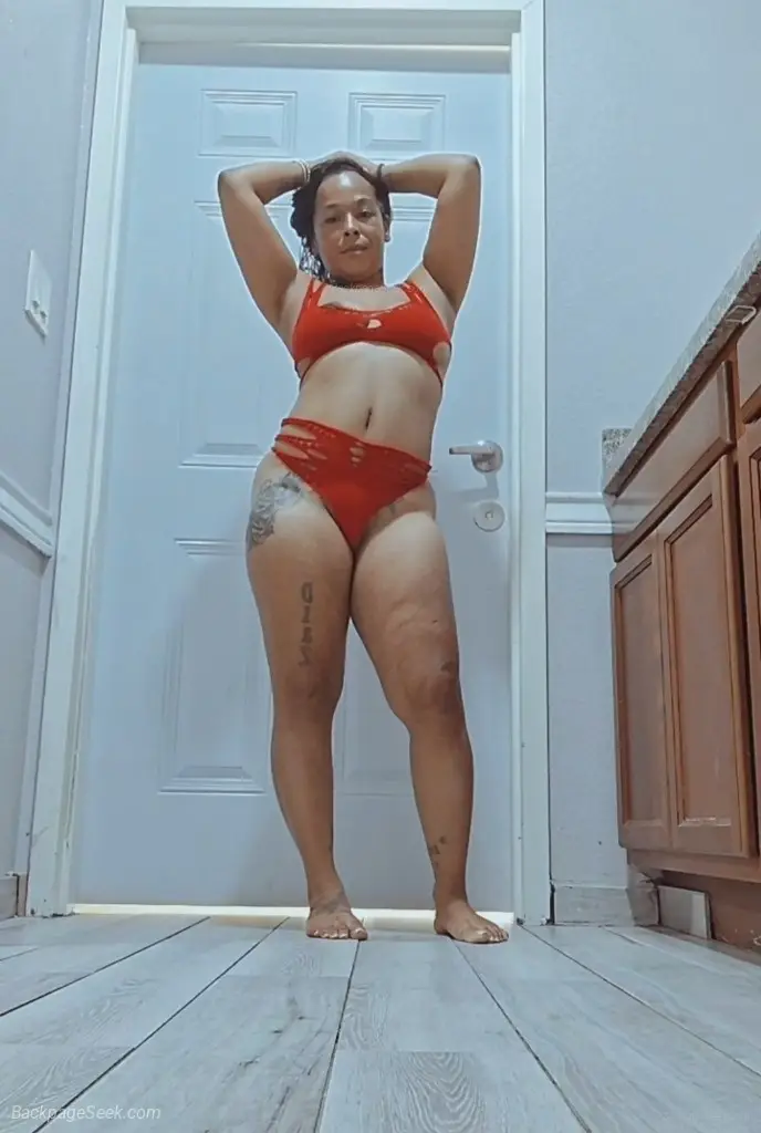 Hot sexy latin babe Pooh Naaniii in Mcallen – Women Seeking Men photo 5