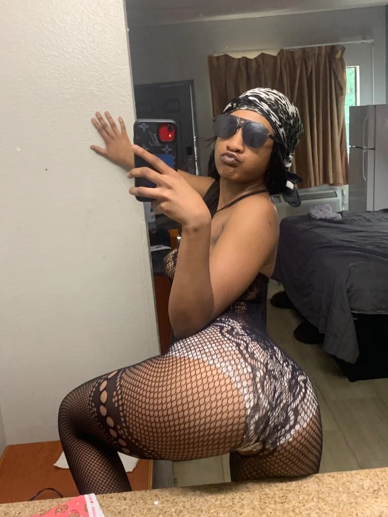 Come have a good time in heaven not here for long dont miss... in Memphis – Women Seeking Men photo 2
