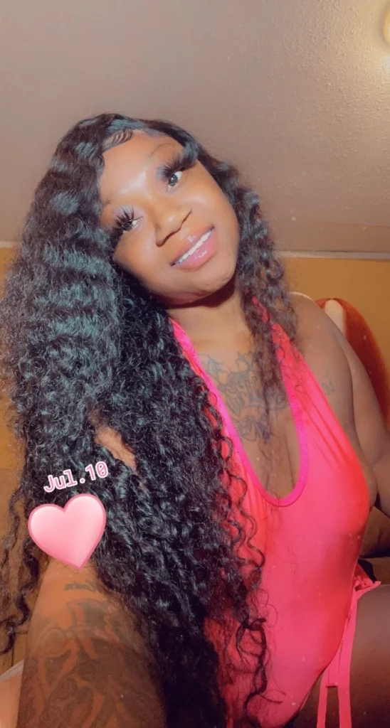 NEW PICS ALERT . Massages ARE accepted AGAIN FT SHOWS EXCLUSIVE HMU Get in Memphis - Women Seeking Men