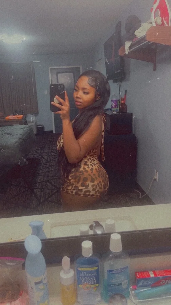 Outcalls leaving soon car play