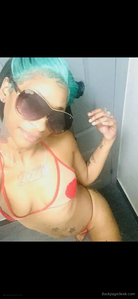 slim petite Supa wet ready to have ah good time in Memphis – Women Seeking Men photo 4