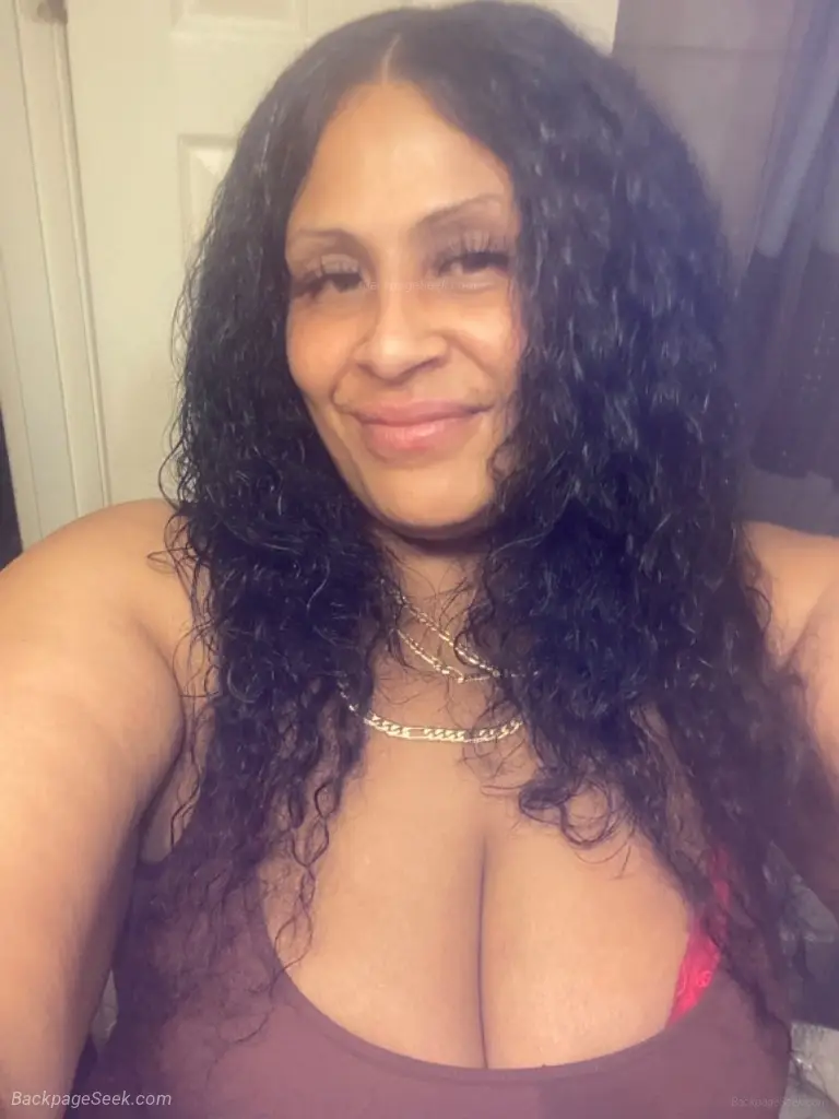 LIGHTSKINNCHEEKS in Memphis – Women Seeking Men photo 2