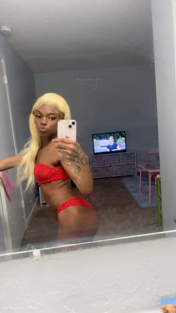INCALLS ONLY Always wet & ready perfect petite Dream doll pretty pussy &