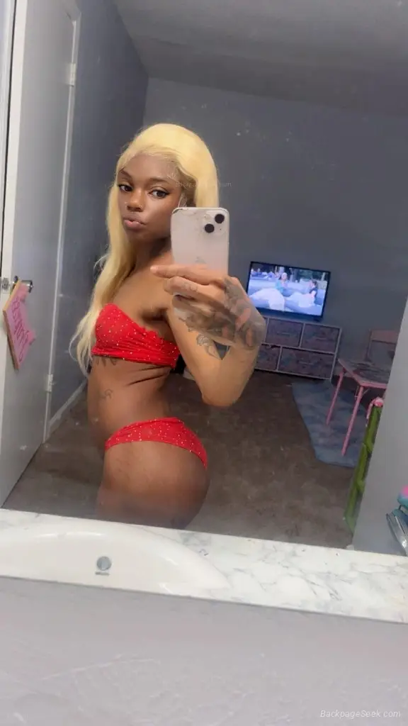 INCALLS ONLY Always wet ready perfect petite Dream doll pret... in Memphis – Women Seeking Men photo 2