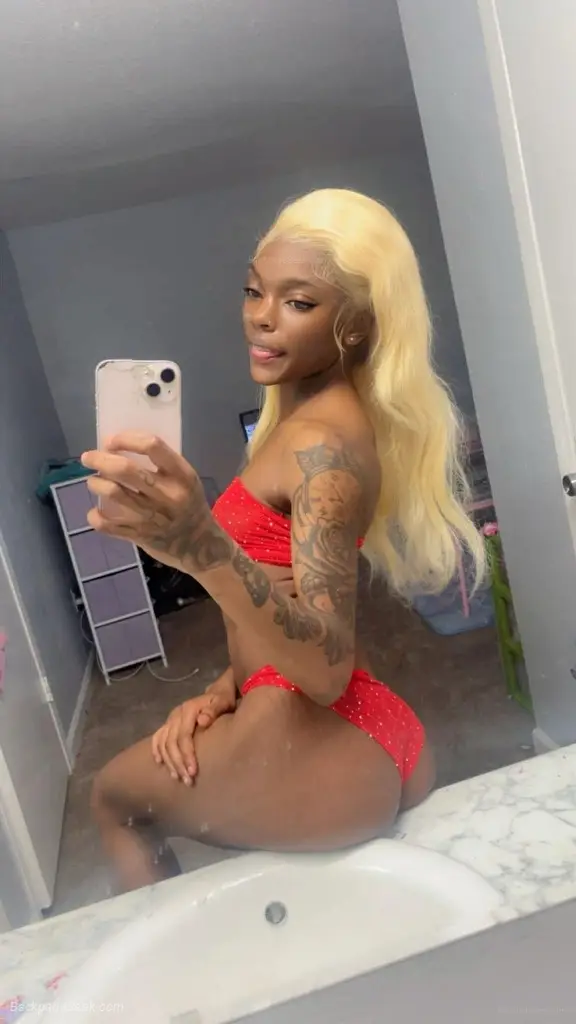 INCALLS ONLY Always wet ready perfect petite Dream doll pret... in Memphis – Women Seeking Men photo 5