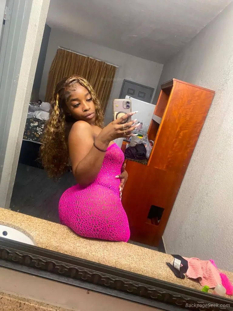choclate sexy slim thick WET real classy when needed in Memphis – Women Seeking Men photo 3