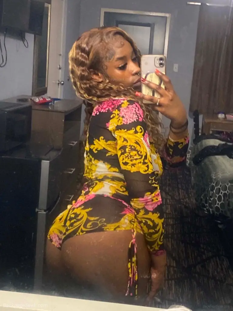 choclate sexy slim thick WET real classy when needed in Memphis – Women Seeking Men photo 4