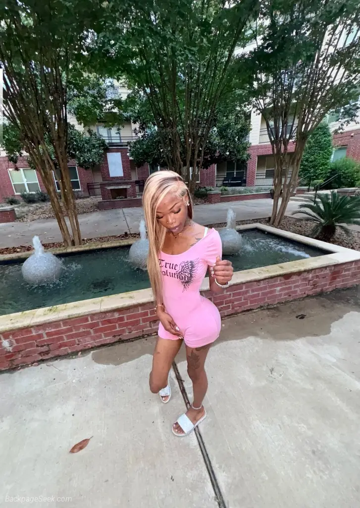 Passable slim thick Brat