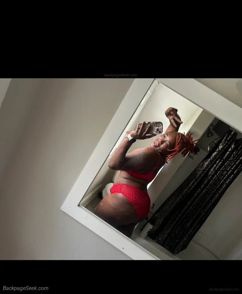 CLEANERWETTERFREAKIER in Memphis – Women Seeking Men photo 2
