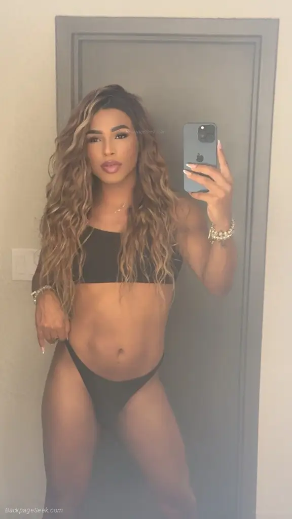 Sexy Latina TS Visiting in Memphis – Women Seeking Men photo 6