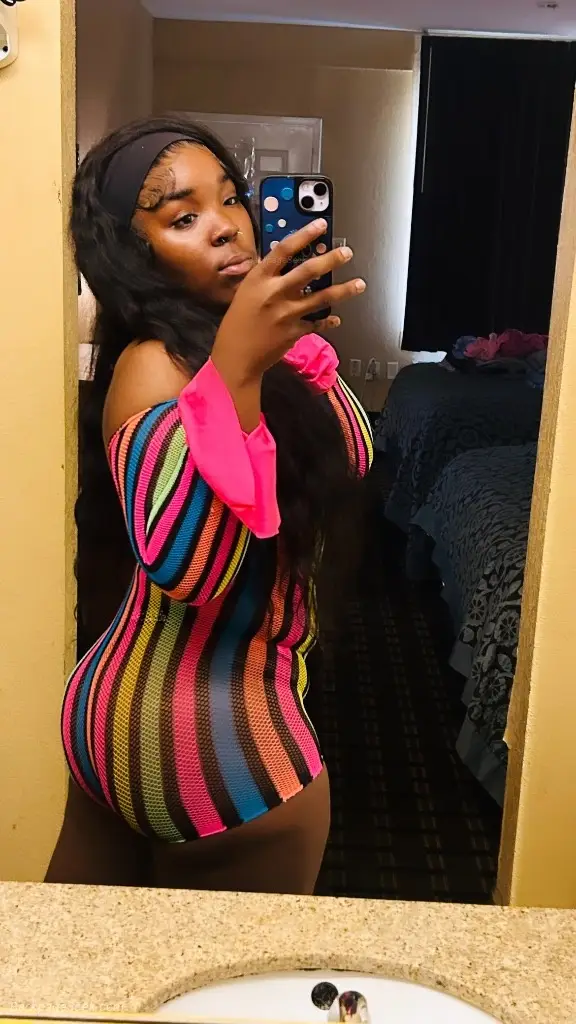 Its MY BIRTHDAY COME SHOW ME LOVE BABY SWEET SEDuCTiVe G ' in Memphis – Women Seeking Men photo 3