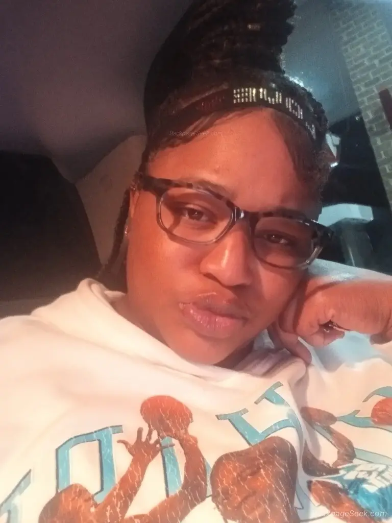 IF I KEEP SUCKIN DICK LIKE DIS I'M GON GET FAMOUS in Memphis – Women Seeking Men photo 5