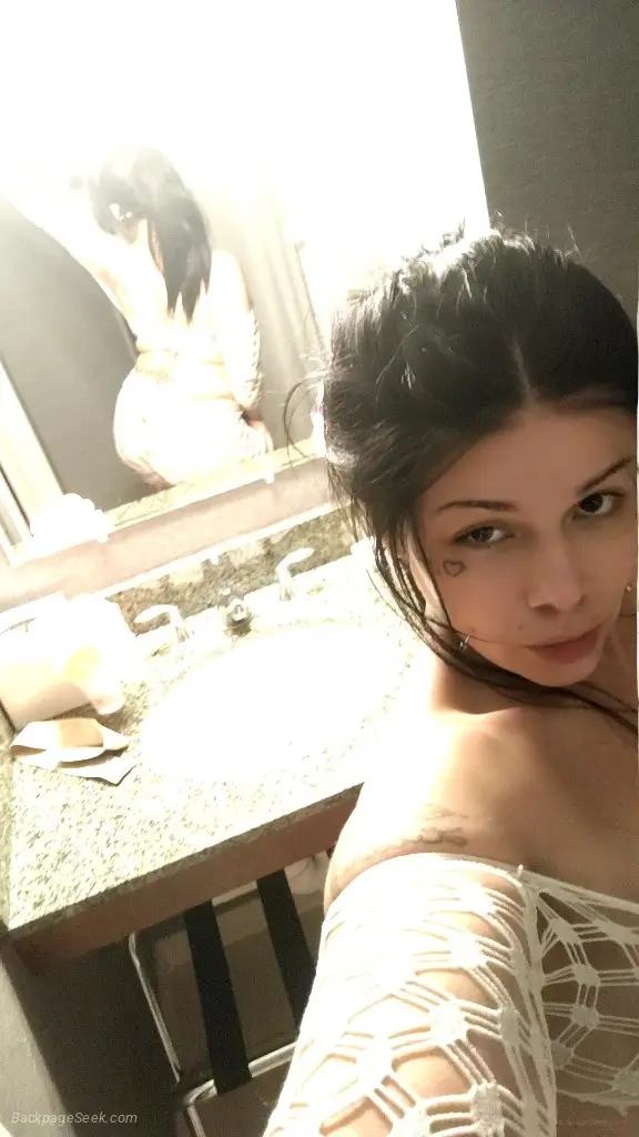 Deep throat queen and cum addict sloppy head with no gag ref... in Memphis – Women Seeking Men photo 6