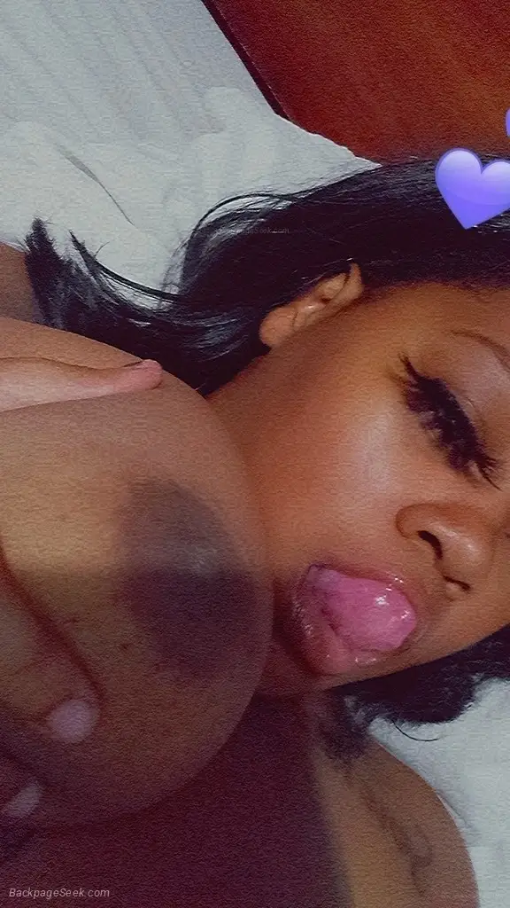 CREME BRULEE THICK SEXY LADY COME SEE MY CREME BABY