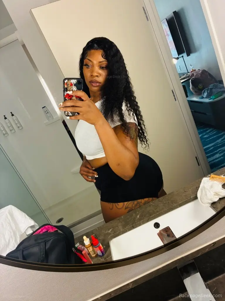 FREAKY PRETTY BITCH READY TO MAKE YOU BUST INCALL QV HHR AND... in Memphis – Women Seeking Men photo 4