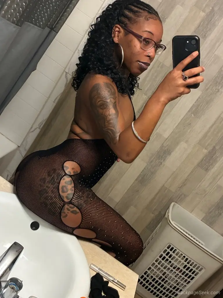 Thursdays always belong to the TALENTED TASTY TERRIFIC Tatia... in Memphis – Women Seeking Men photo 6