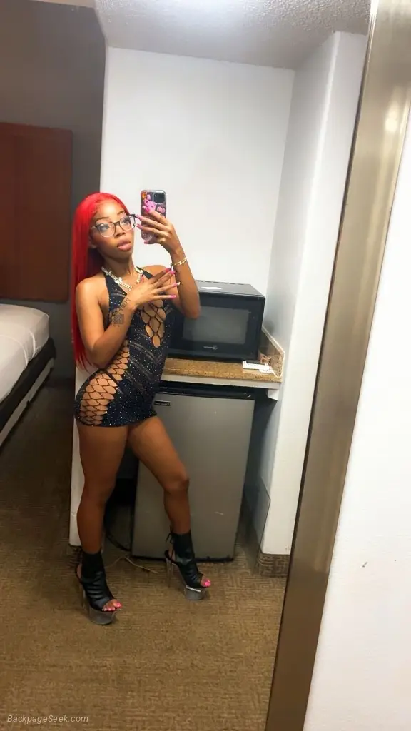ITTY BITTY SLUT in Memphis – Women Seeking Men photo 2