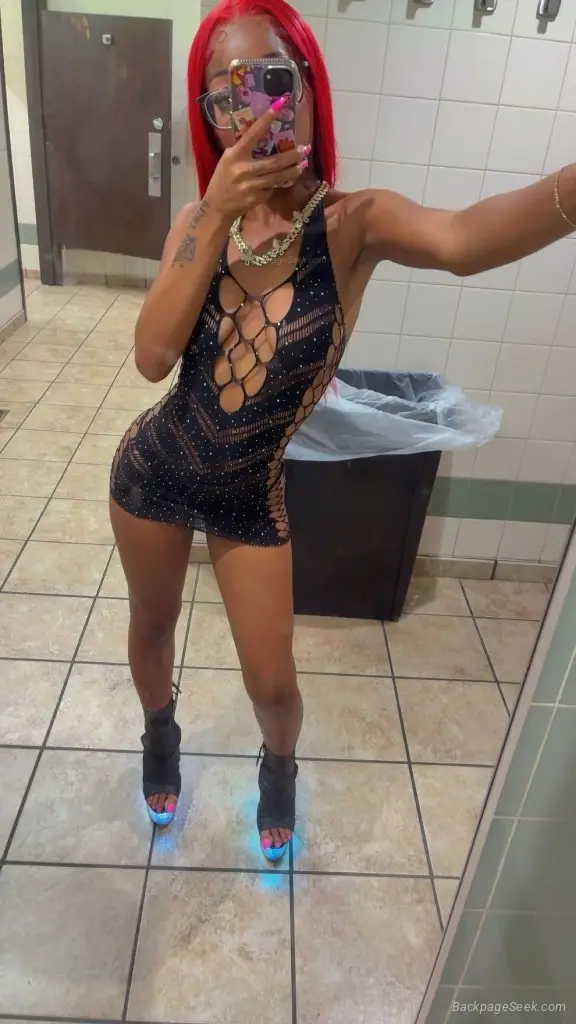 ITTY BITTY SLUT in Memphis – Women Seeking Men photo 3