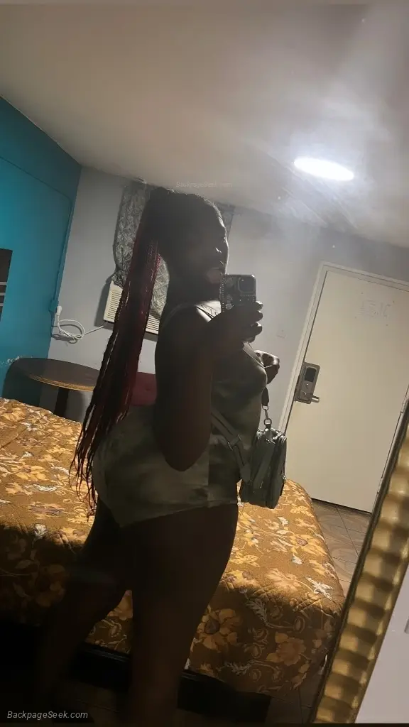 Come Fuck My 6'4 THICK ASS REAL AMAZON BABY in Memphis – Women Seeking Men photo 2