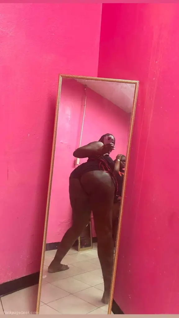 Come Fuck My 6'4 THICK ASS REAL AMAZON BABY in Memphis – Women Seeking Men photo 3
