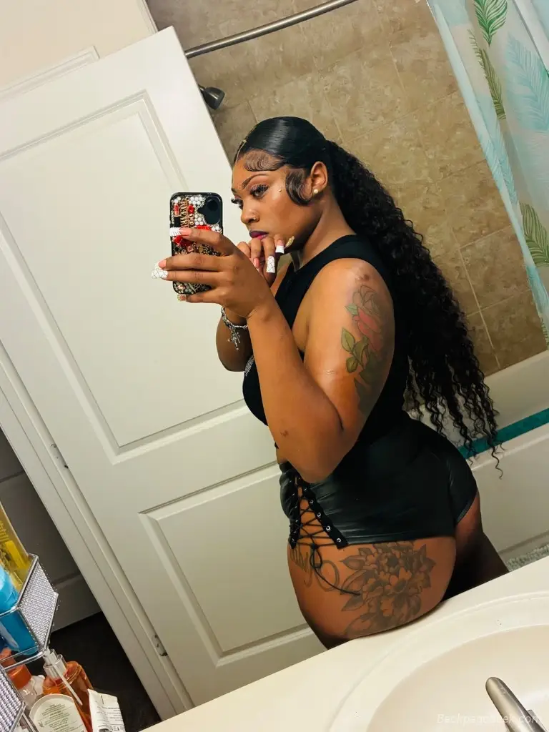 SEXYY STALLION INCALL QV HHR AND FT SHOWS AVAILABLE NOW JUIC... in Memphis – Women Seeking Men photo 3