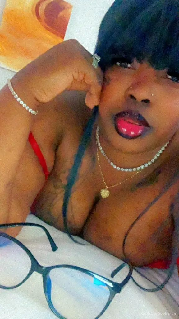 LET ME GIVE YOU SOME OF THE BEST THROAT YOU EVER HAD in Memphis – Women Seeking Men photo 6