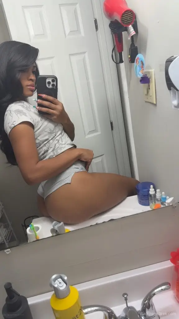 Massage in Memphis – Women Seeking Men photo 3