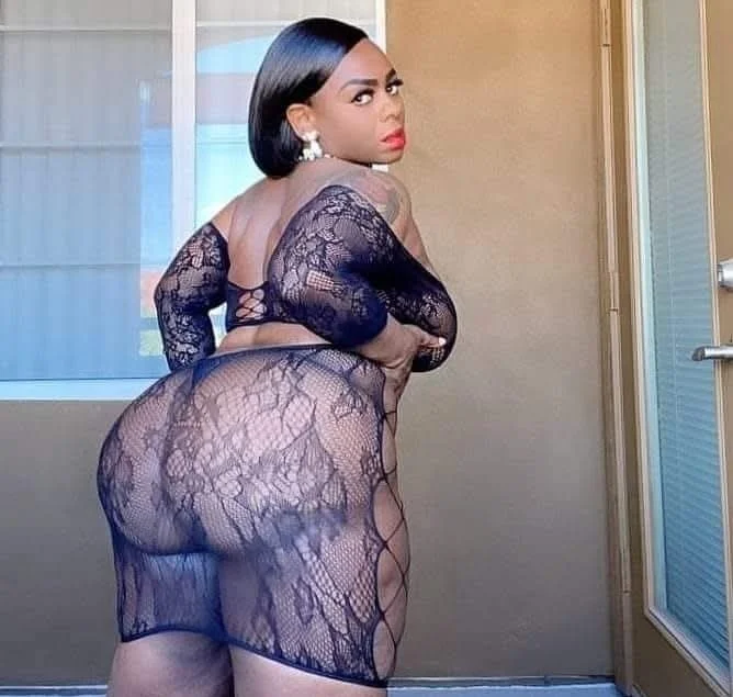 FREE SESSION WITH THE PURCHASE OF MY ROOM THIS IS A TRADE YO... in Miami – Women Seeking Men photo 3