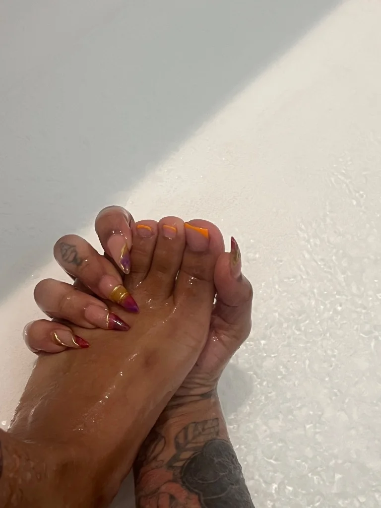 BIRTHDAY GIRL Funsize FAT PUSSY OUTCALLS & CAR DATES in Miami - Women Seeking Men photo 5