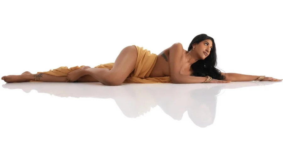 Exotic South Indian Bombshell in Miami – Women Seeking Men photo 2