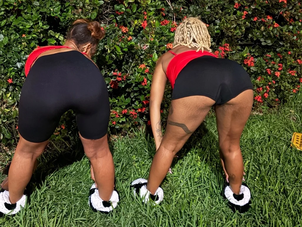 OUTCALLS 2 girls Kandyland Baby in Miami – Women Seeking Men photo 4