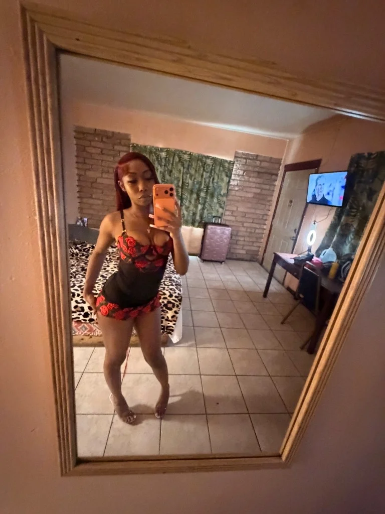 IM BACK READY TO PLAY in Miami – Women Seeking Men photo 2