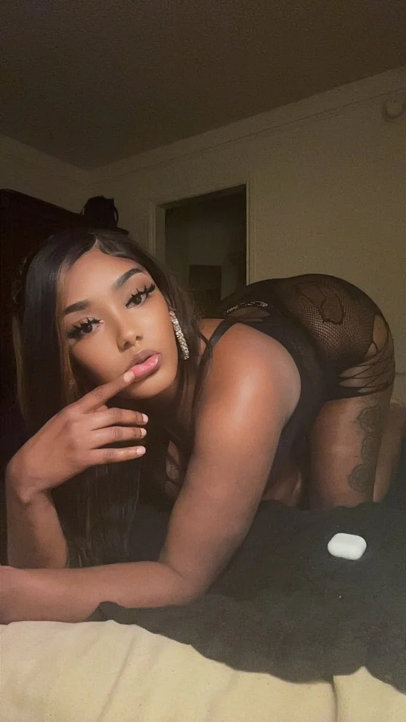 o e ng CHOCOLATE ver A Av il ble in Miami – Women Seeking Men photo 2