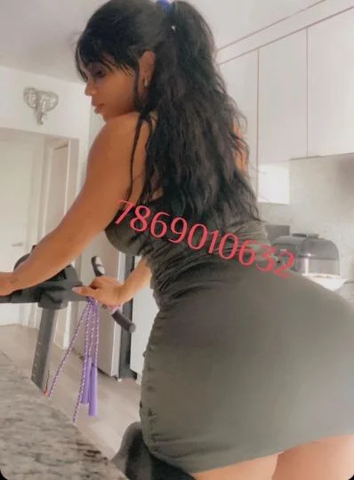 httpsonlyfanscomyahira1234 in Miami – Women Seeking Men photo 3