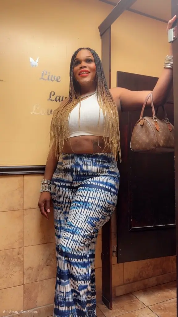 mikaa lil Haiti Hot Girl in Miami - Women Seeking Men