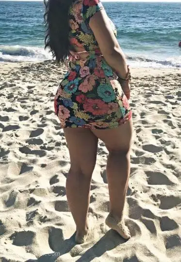 sexy young latina in Miami – Women Seeking Men photo 3