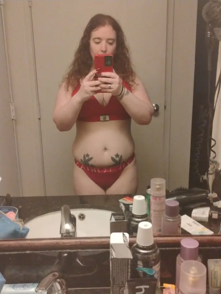hey guys looking for some fun please no law enforcement NO R... in Miami – Women Seeking Men photo 5