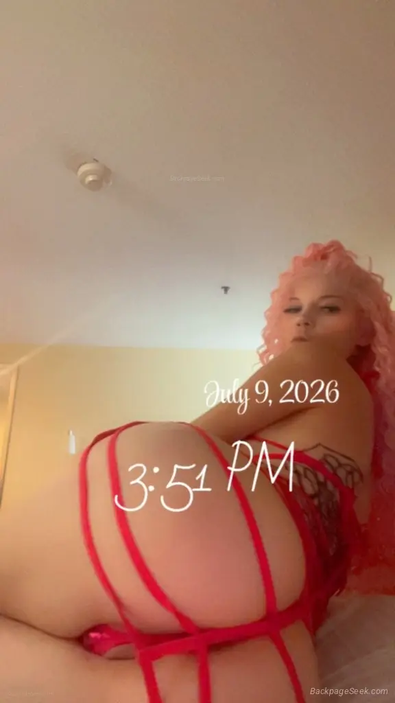 Sexy Pink Cutie in Miami – Women Seeking Men photo 3