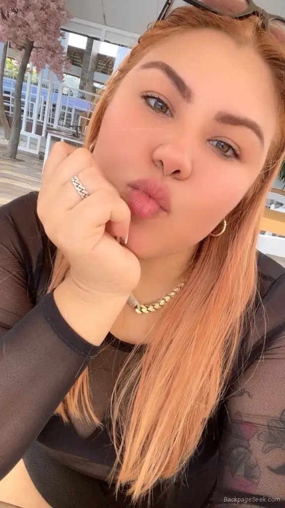 very hot curvy Latina come and fuck me hard safe place 247 in Miami – Women Seeking Men photo 4