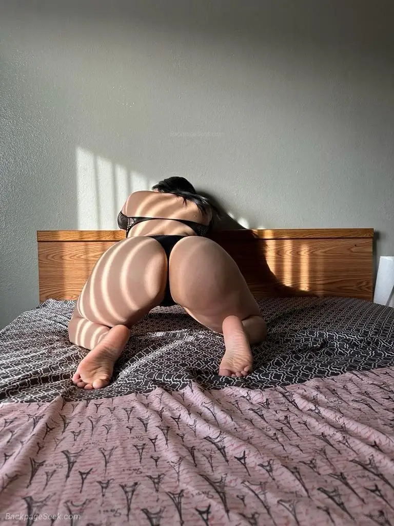 sexy latina colombiana culona tetona solo incalls fotos in Miami – Women Seeking Men photo 3
