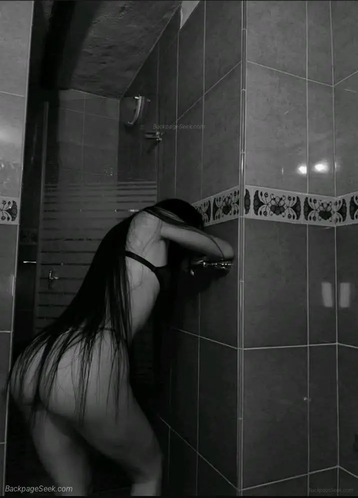 flaca hermosa latina disponible nueva hoy in Miami – Women Seeking Men photo 4