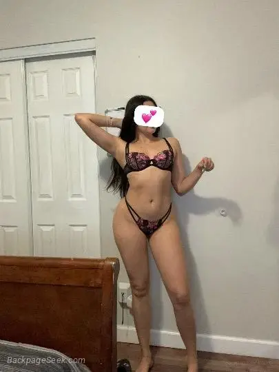 hola sexy latina in Miami – Women Seeking Men photo 3