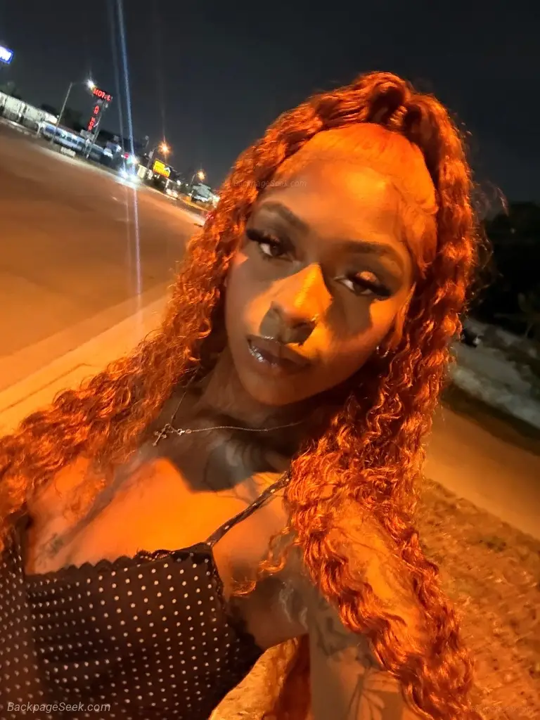 Your Foreign Chocolate Goddess Is Back 2 Girls Available Out... in Miami – Women Seeking Men photo 2