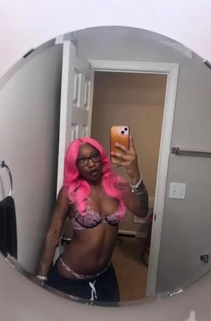 hey lets have fun in Milwaukee – Women Seeking Men photo 6
