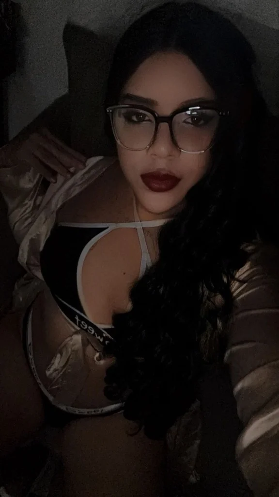 SEXY COLOMBIANA HOT in Milwaukee – Women Seeking Men photo 4