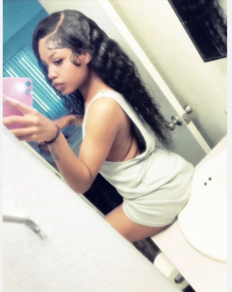 barbie is back did you miss me in Milwaukee – Women Seeking Men photo 2