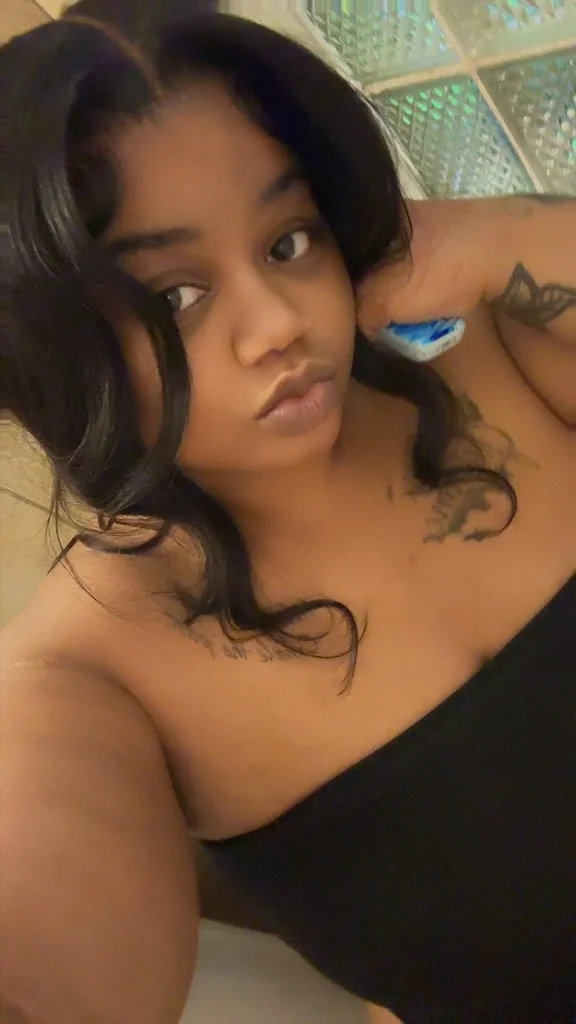 Phatt Princess here THROAT AGENCYcom in Milwaukee – Women Seeking Men photo 5