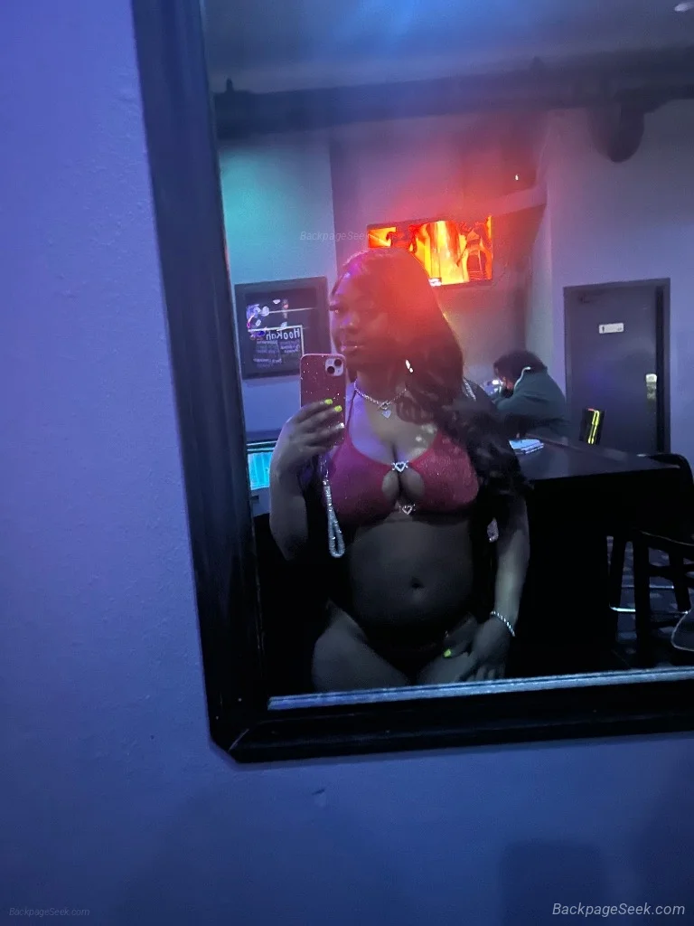 ready when you are babe in Milwaukee – Women Seeking Men photo 3