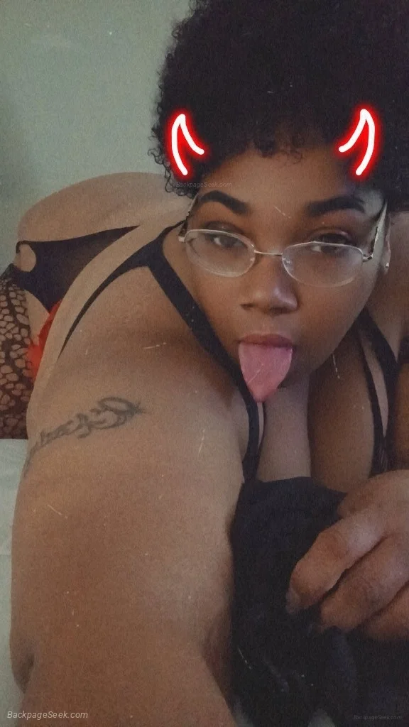 Newbie SSBBW Miss Honey